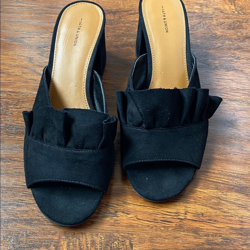 14th & Union Black Suede Mules - Picture 5 of 6